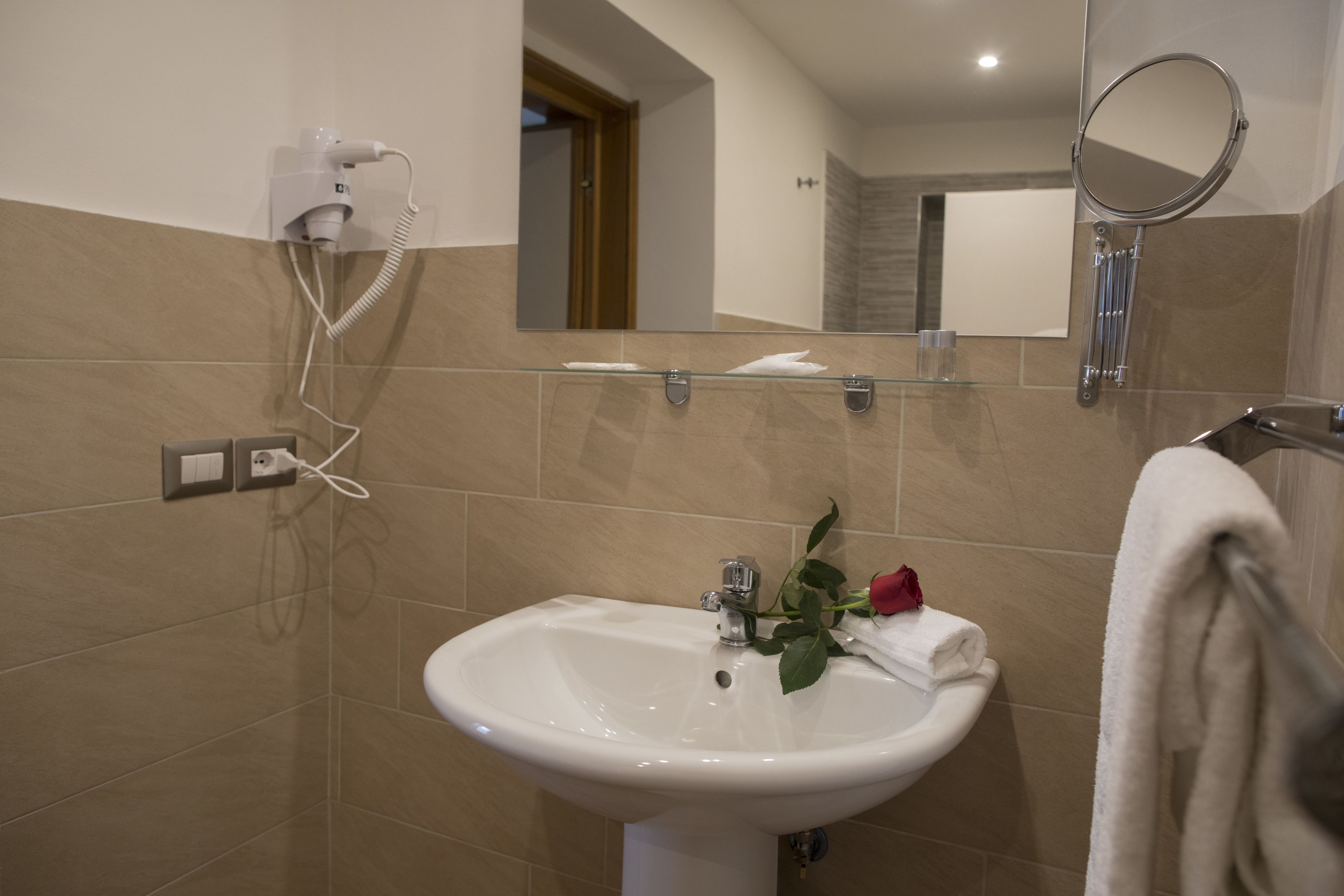 Foto - B&B Liberty 900