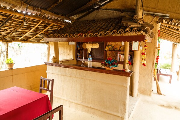 Bar (in der Unterkunft)