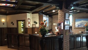 Reception - Hotel El Guerra (Guejar Sierra)
