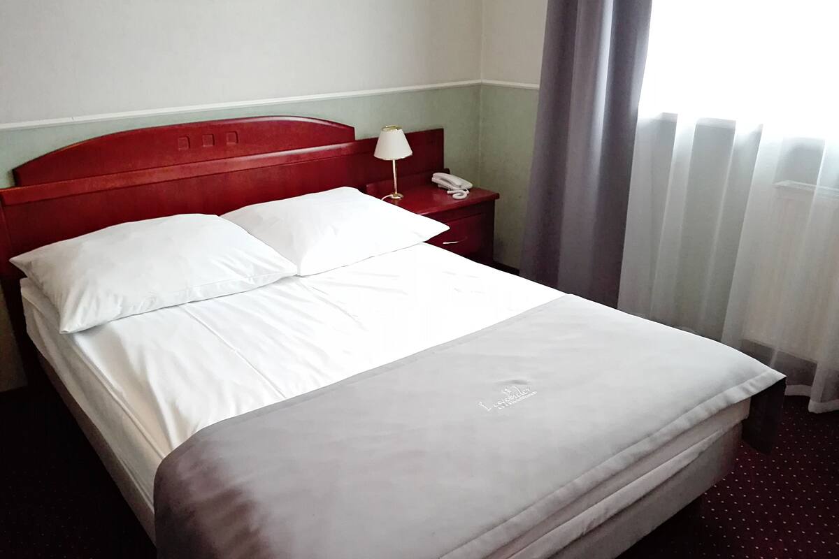 Desk, iron/ironing board (on request), WiFi (free)