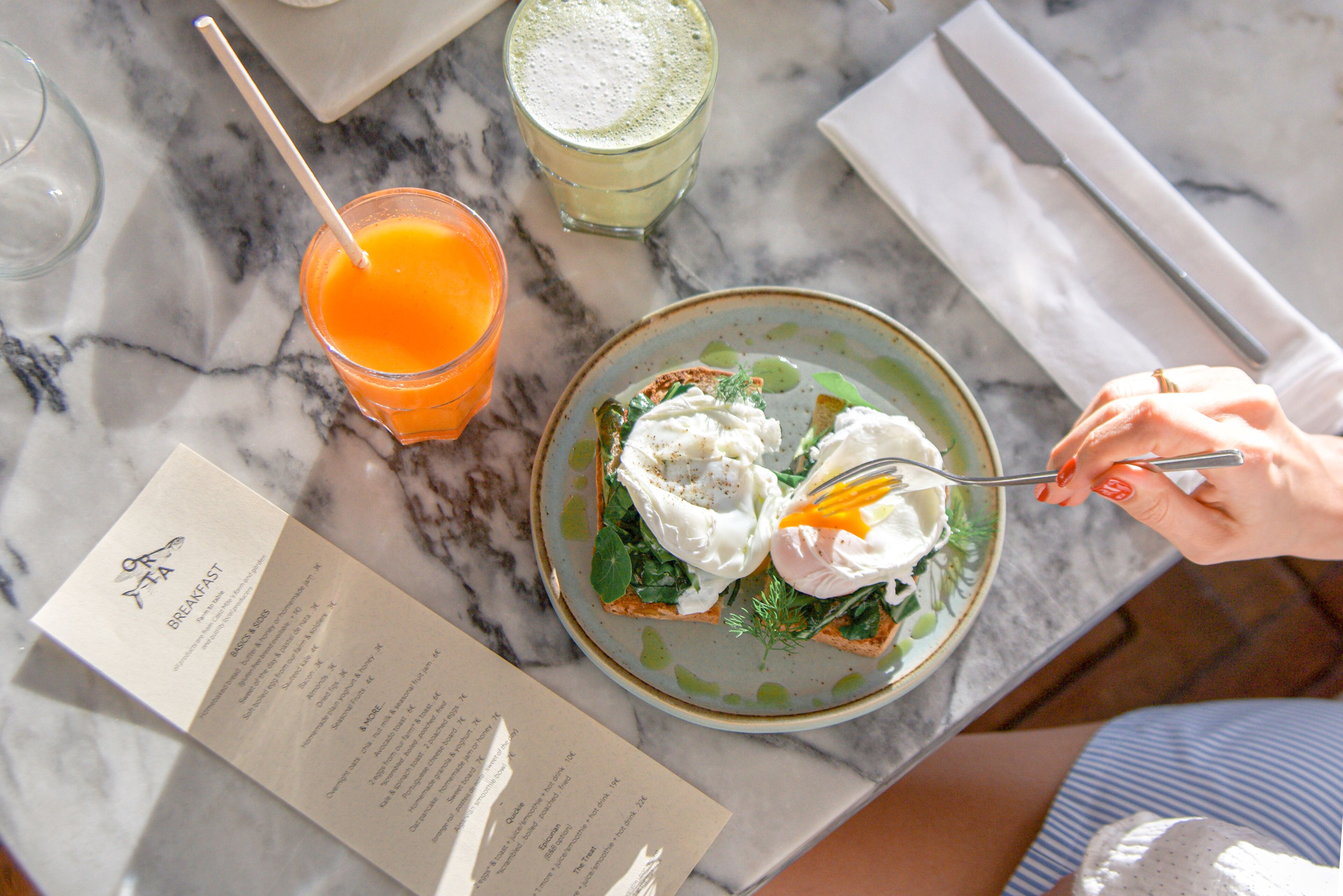 daily continental breakfast (eur 19 per person)