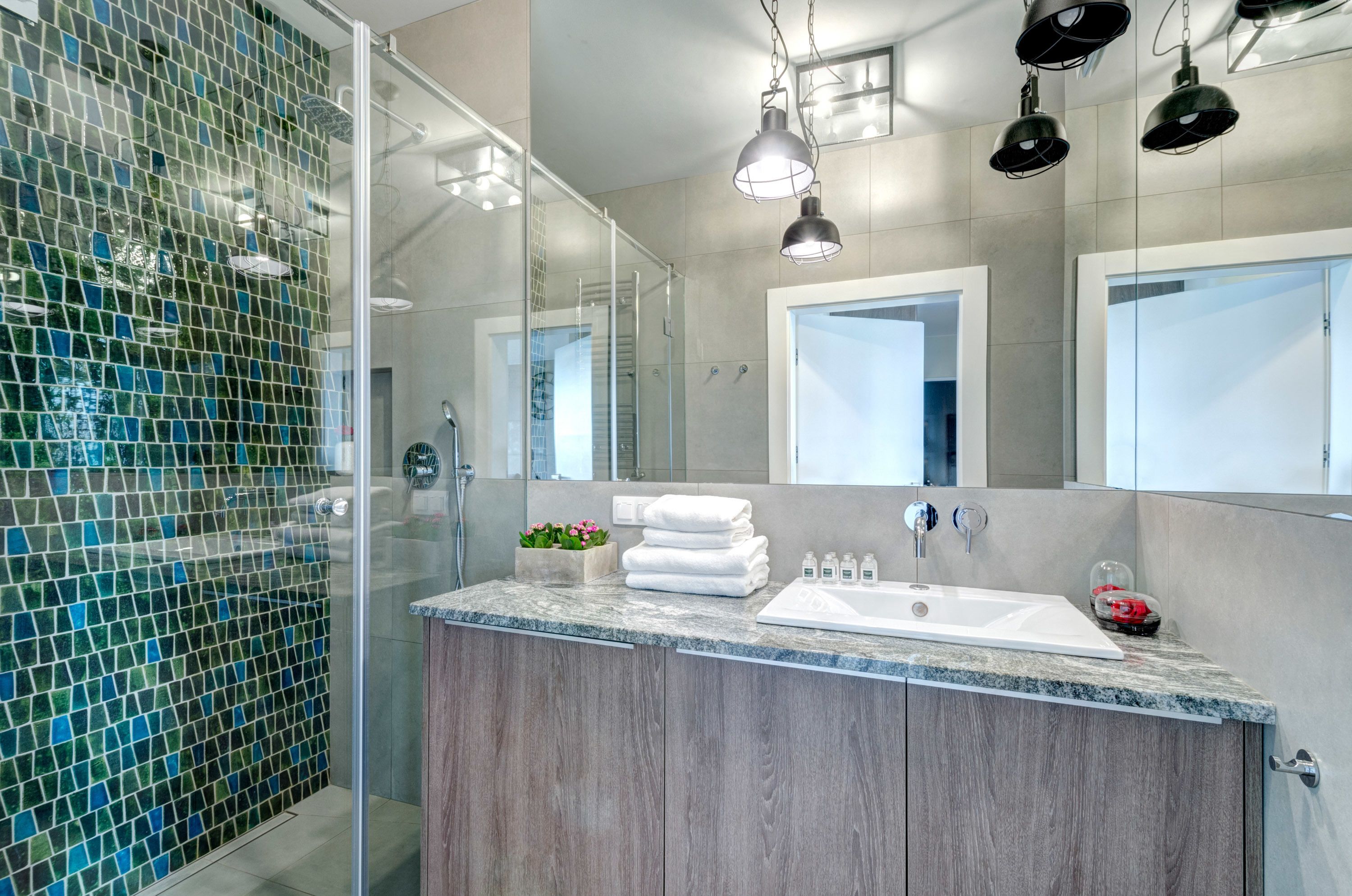 penthouse, 1 bedroom, balcony, river view (635) | bathroom | free toiletries, hair dryer, towels, soap