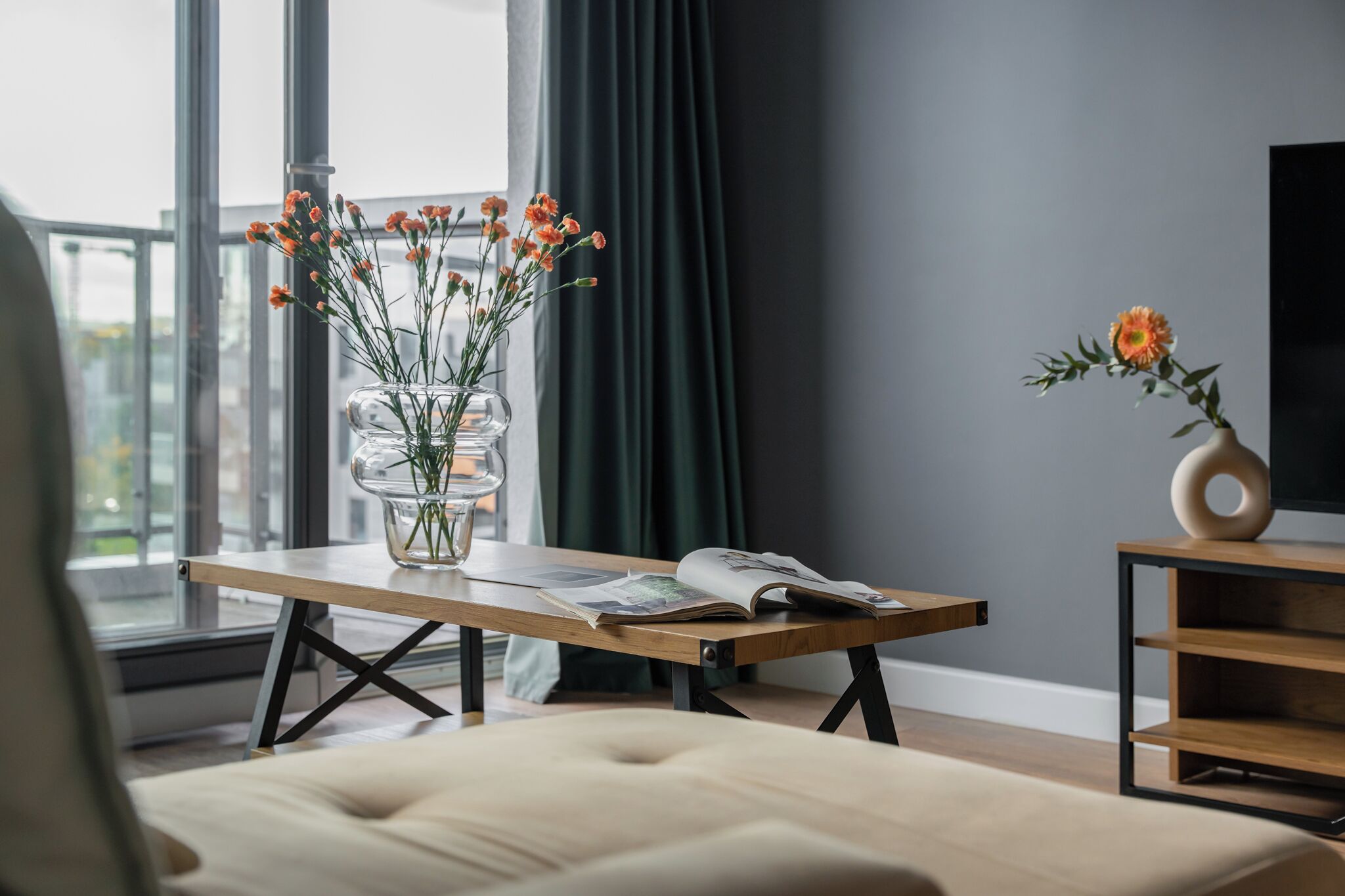 deluxe apartment, 1 bedroom, balcony, river view (631) | living area | flat-screen tv