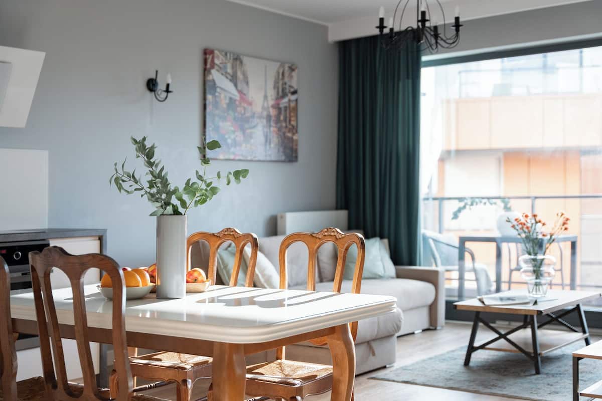 Deluxe Apartment, 1 Bedroom, Balcony, River View (631) | Living area | Flat-screen TV