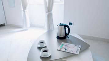 Quarto casal conforto, banheiro privativo (external) | Café e/ou cafeteira