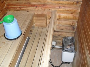 Shower, free toiletries, hair dryer, towels - Vuokatticottage (Sotkamo)