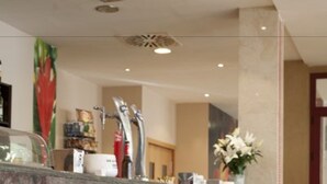 Bar (on property) - Hotel NS Albolut (Albolote)