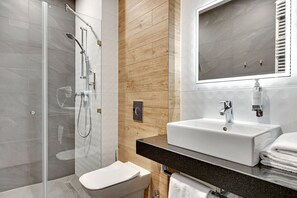 Doppia Classic | Bagno | Doccia, asciugacapelli, asciugamani