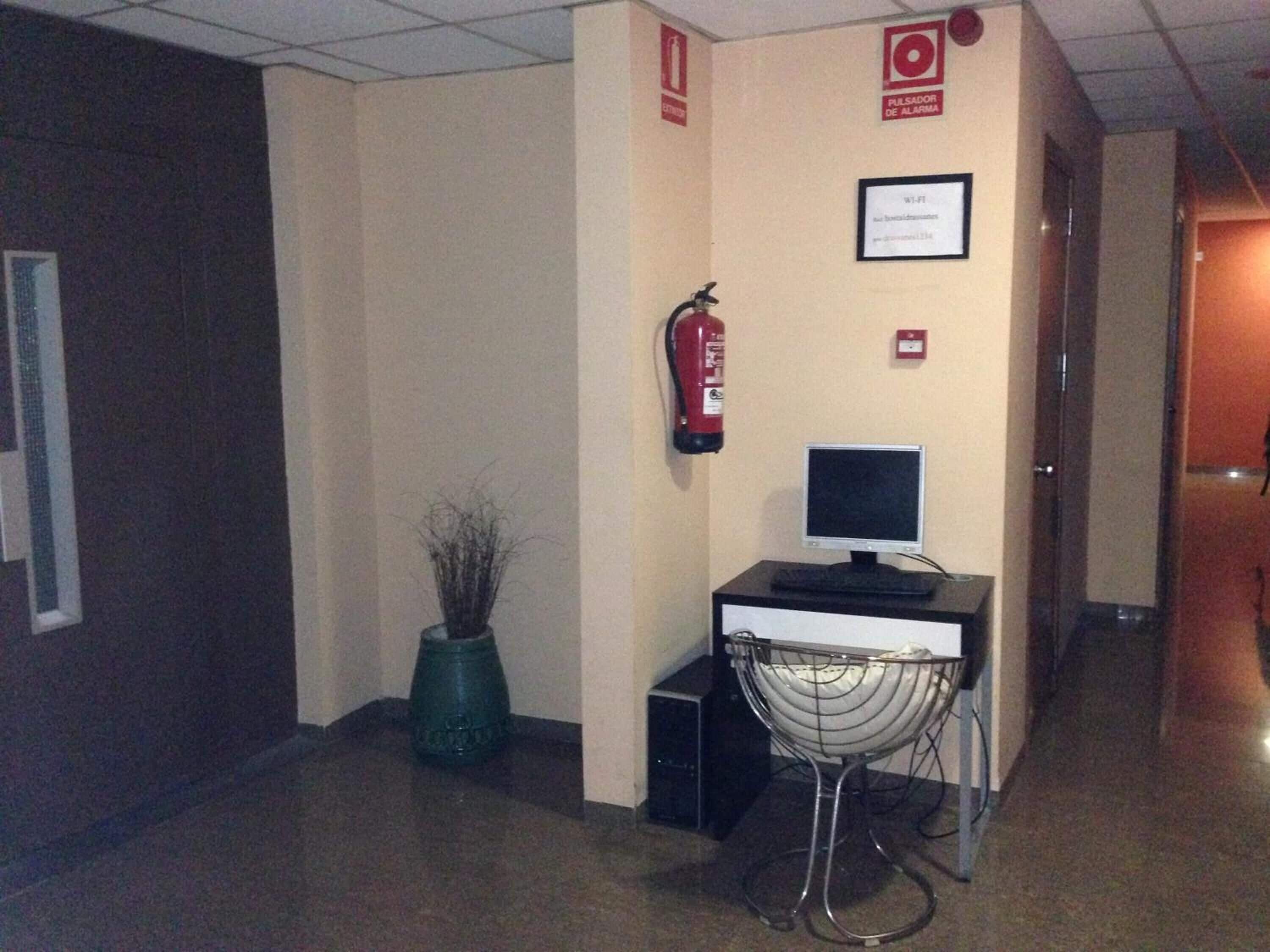 Foto - Hostal Drassanes