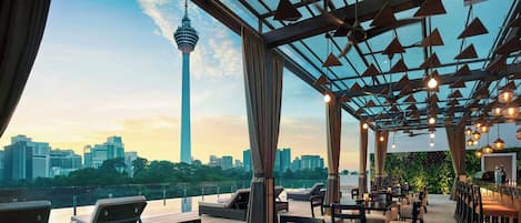 Outdoor pool, pool loungers