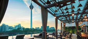 Hotel Stripes Kuala Lumpur, Autograph Collection
