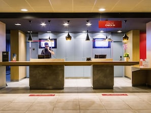 Exterior - ibis Marilia (Marilia)