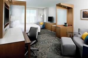 Desk, blackout drapes, iron/ironing board, free WiFi