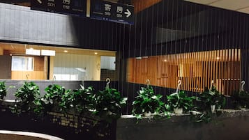 ポーチ