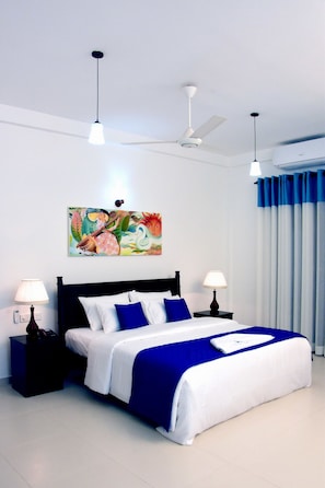Quarto luxo (Superior) | Roupas de cama premium, cofres nos quartos, escrivaninha