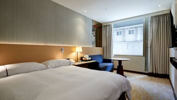 In-room safe, desk, blackout curtains, soundproofing