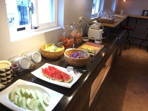 Desayuno continental incluido todos los días