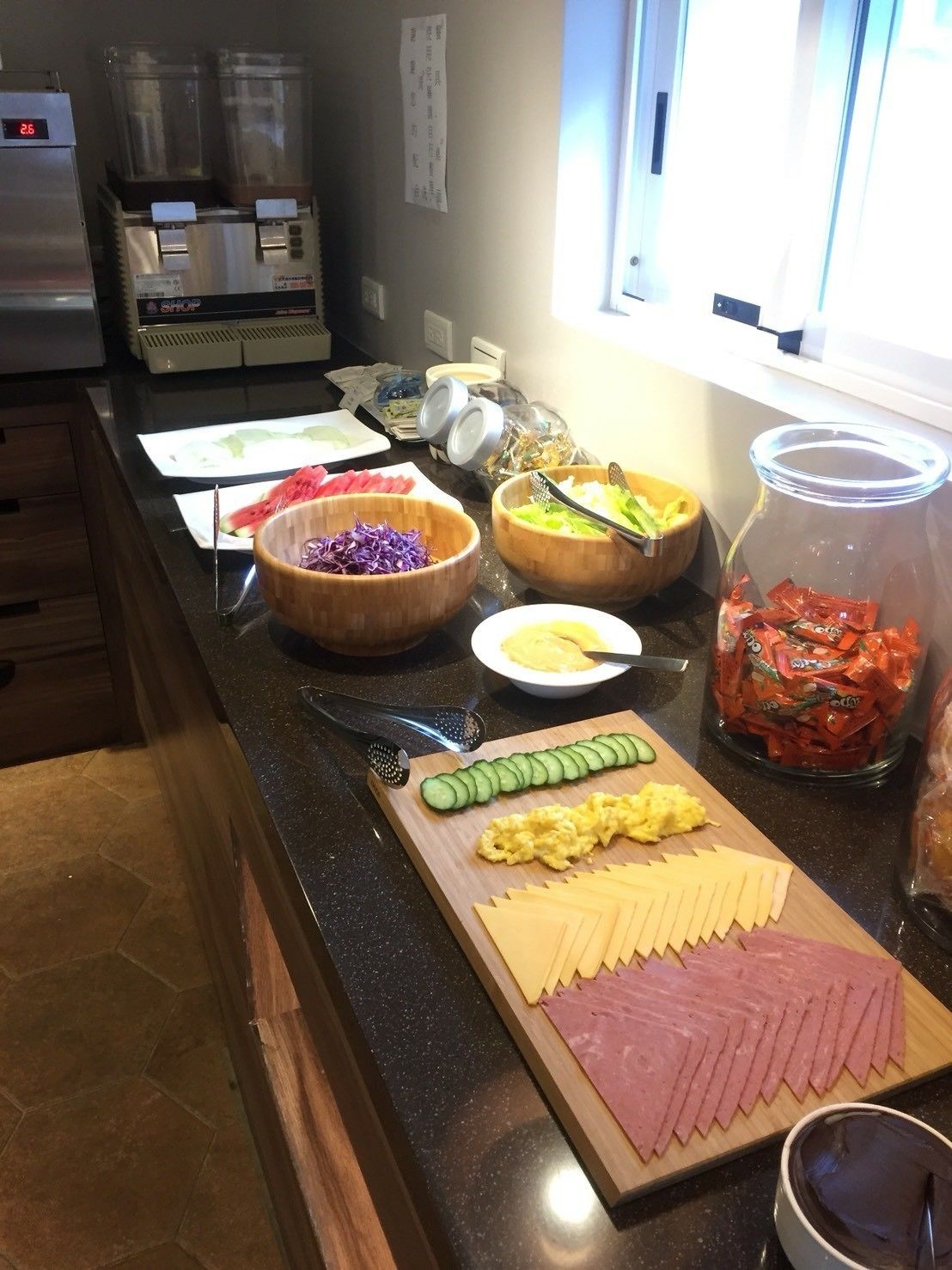 free daily continental breakfast