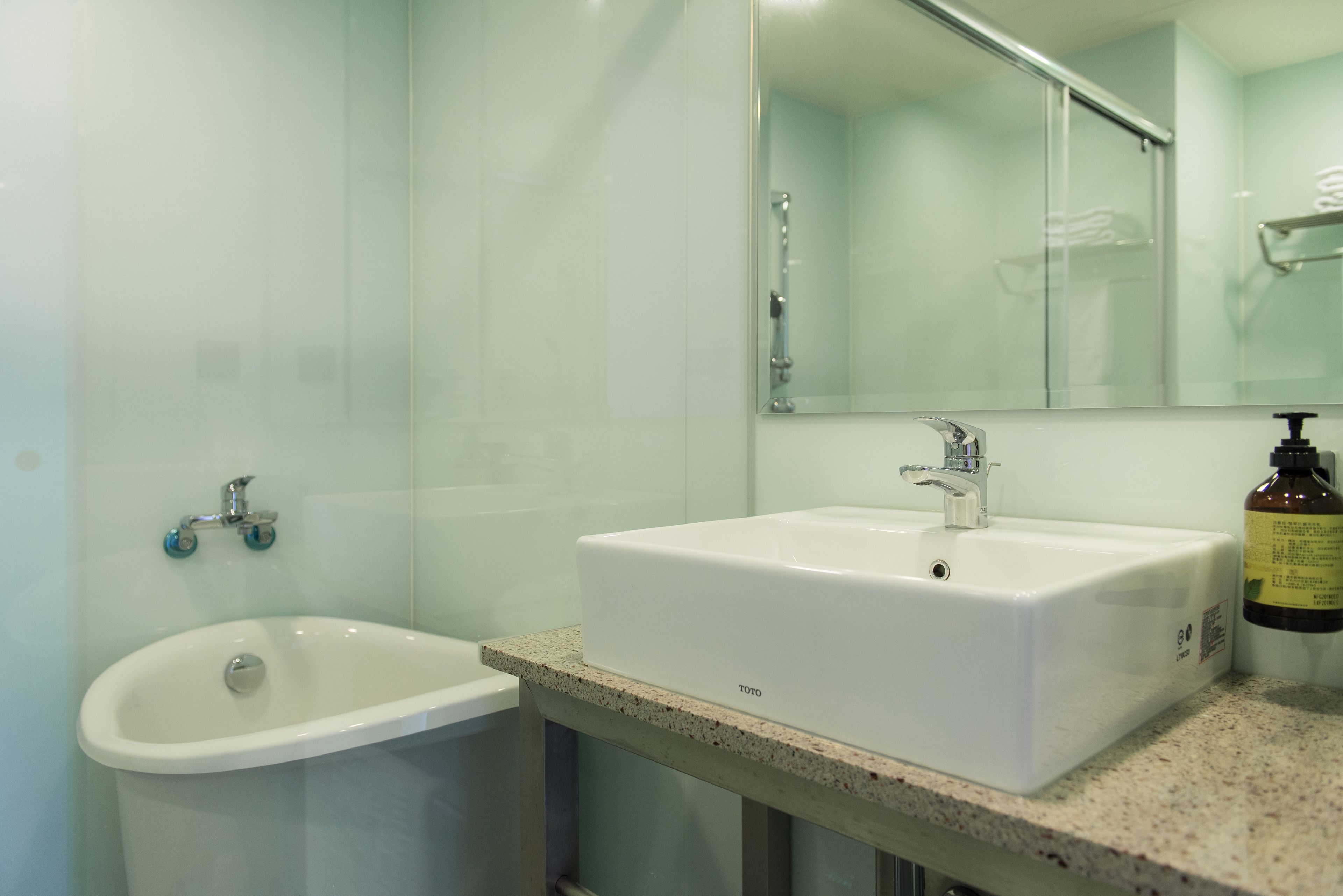 shower, free toiletries, hair dryer, slippers