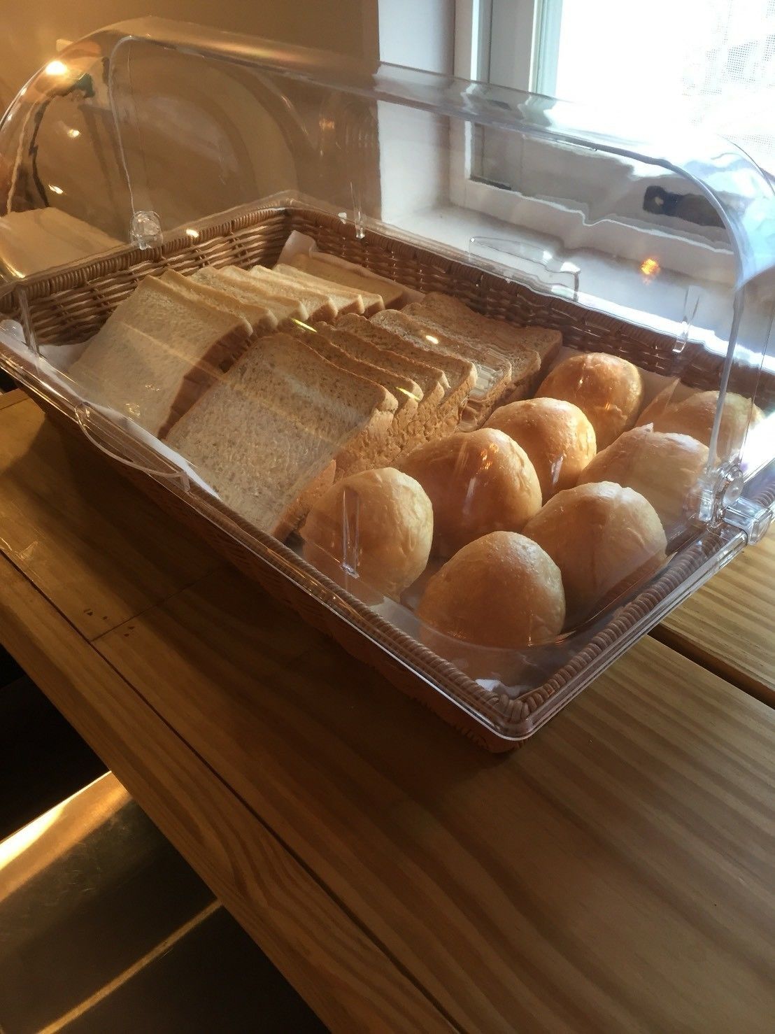 free daily continental breakfast