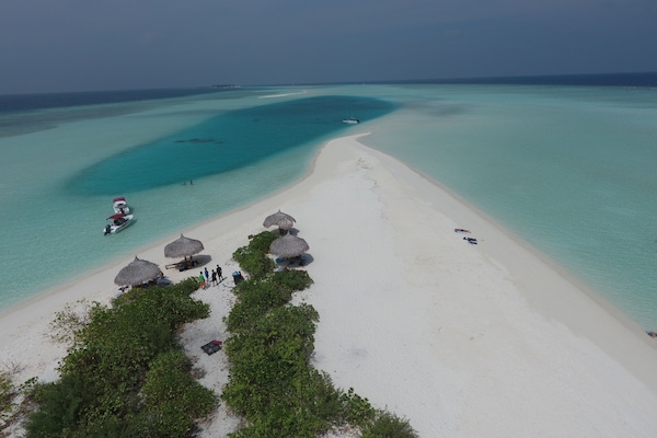 Privéstrand vlakbij, wit zand