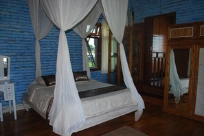 One Bedroom Villa with Pool and Garden View | Pemandangan dari kamar