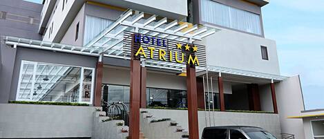 Façana frontal de l'allotjament