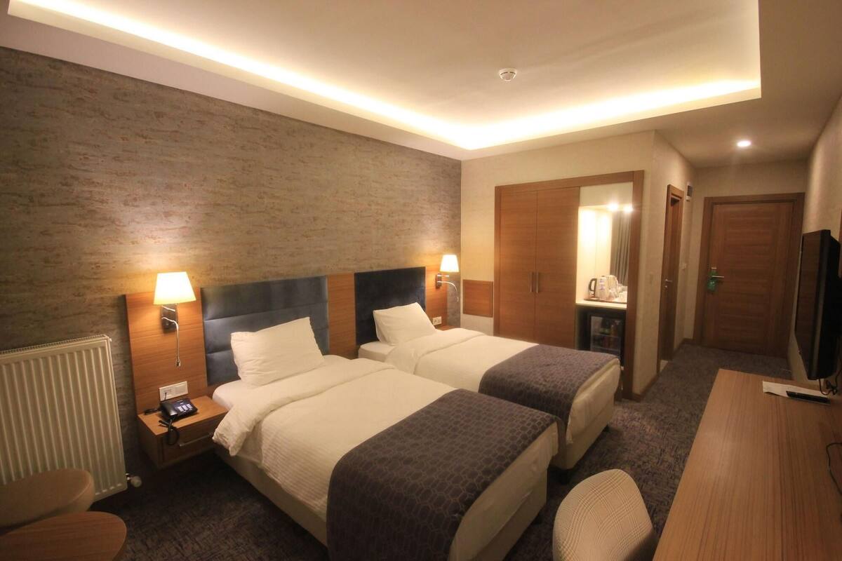Minibar, in-room safe, desk, soundproofing