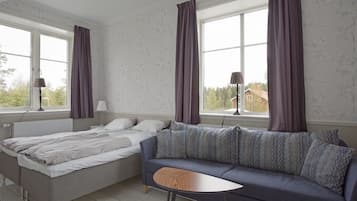 Decoración personalizada, muebles diferentes y escritorio