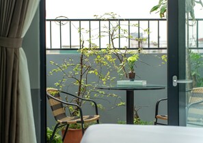 Quang cảnh đường phố