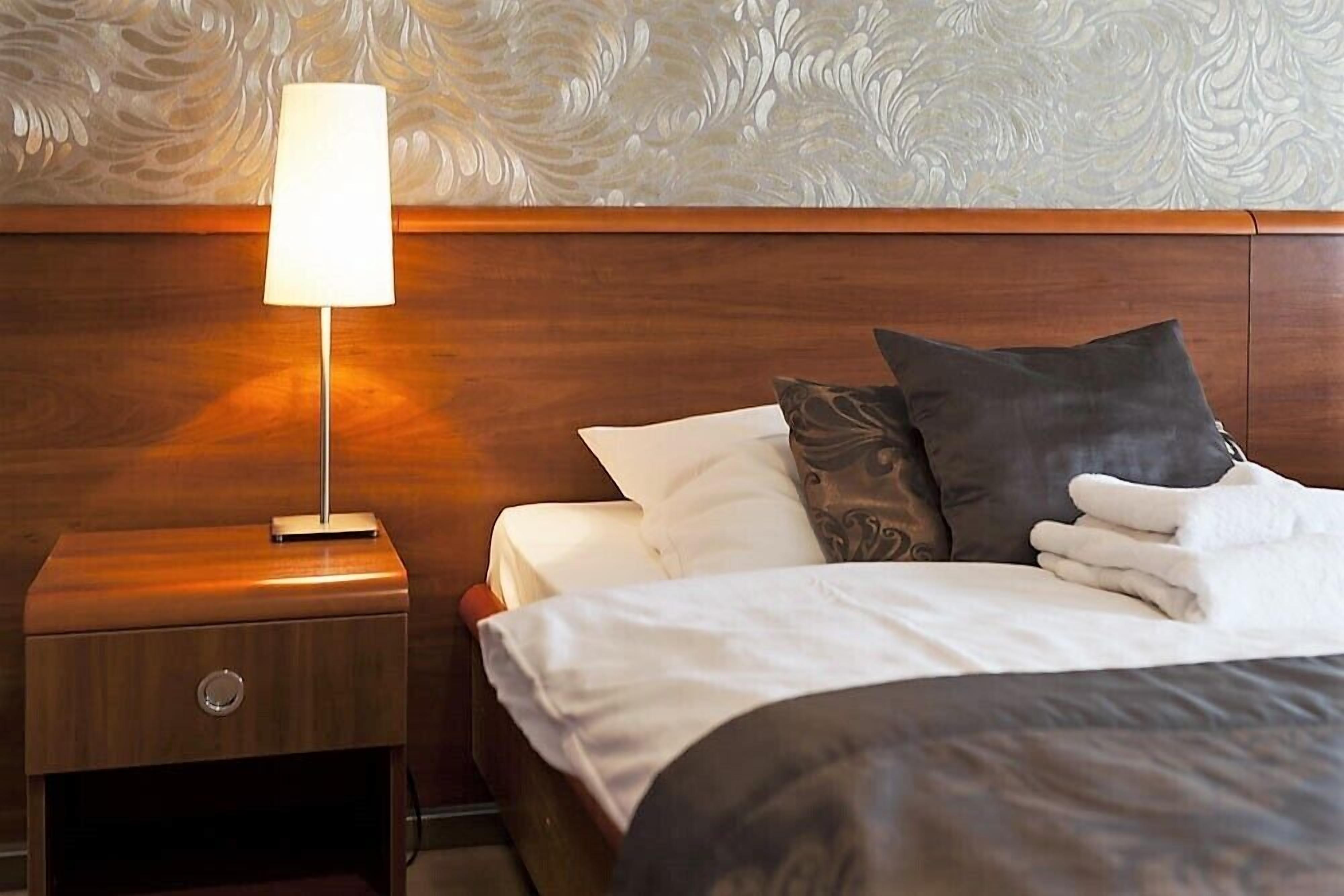 classic double or twin room, city view | premium bedding, minibar, desk, blackout curtains