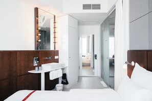 客房, 1 张大床 (Cosy Room) | 高档床上用品、客房内保险箱、特色装修、特色家居