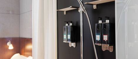 Premium bedding, in-room safe, individually decorated