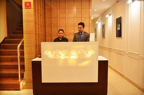 Reception hall - Mint Hotel Premia (Dera Bassi)