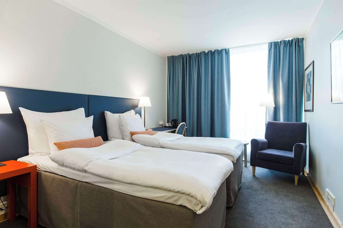 Standard Twin Room, Non Smoking | Wi-fi percuma, cadar katil
