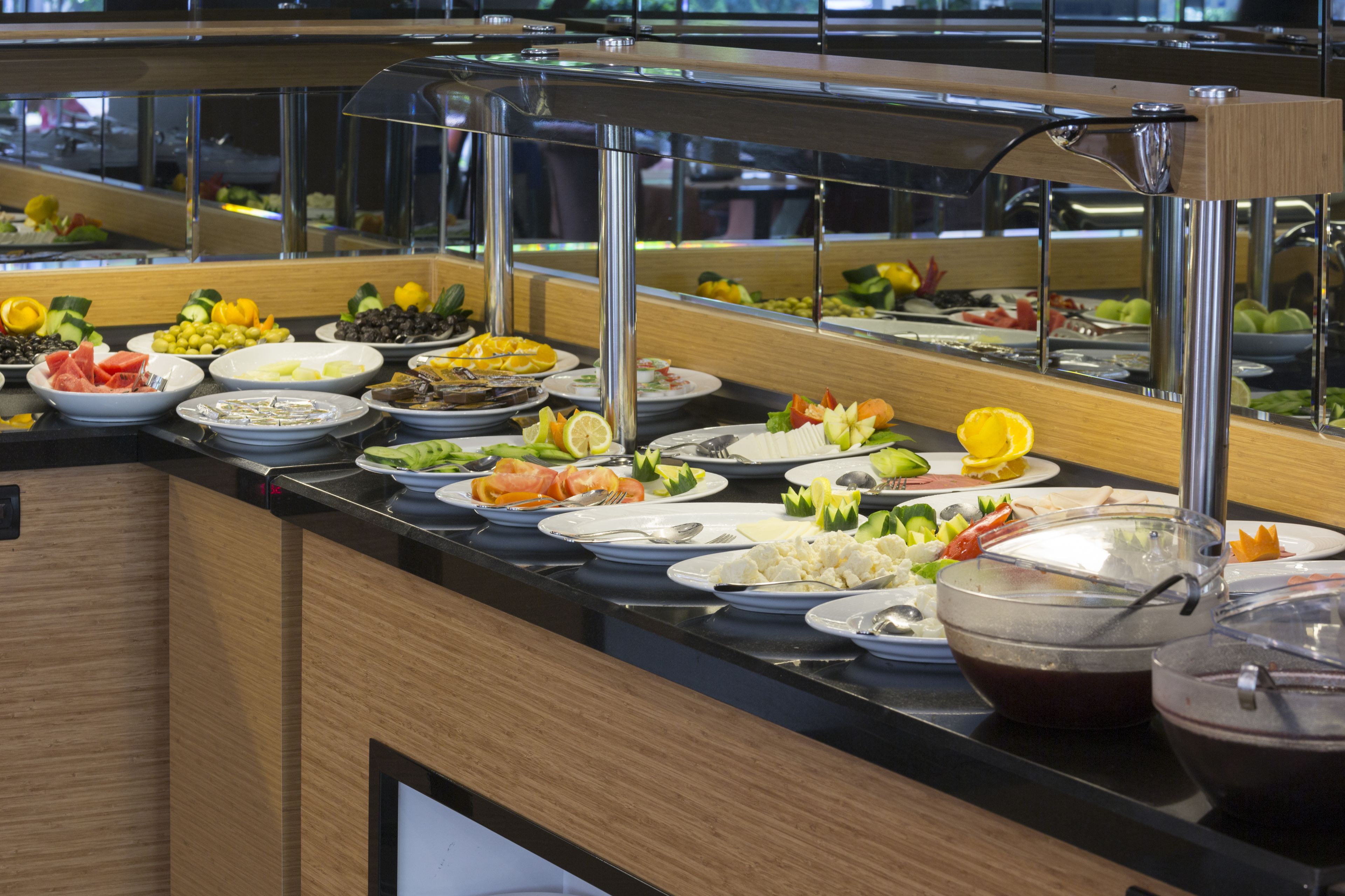 breakfast, lunch and dinner served