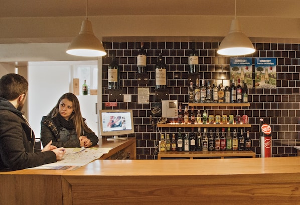 Bar (in der Unterkunft)