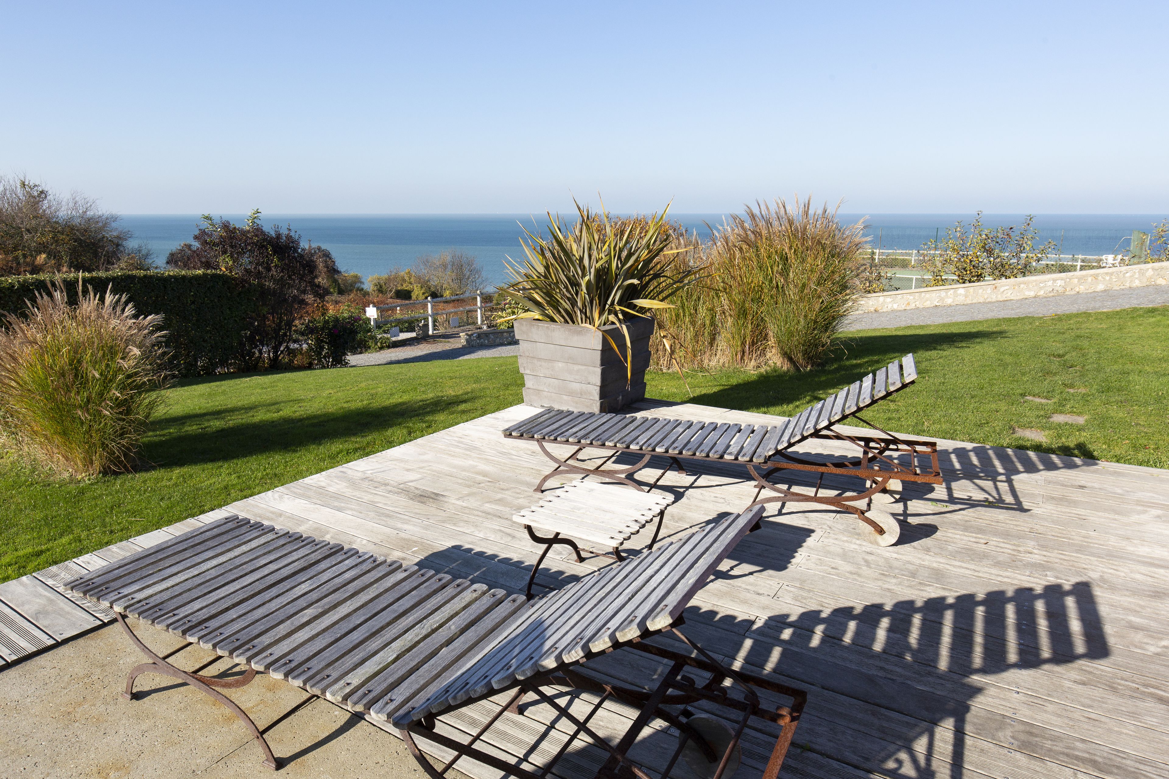 Cottage, 3 phòng ngủ, hiên, quang cảnh biển (Jacky) | Hiên