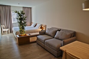 Coffres-forts dans les chambres, chambres insonorisées, Wi-Fi gratuit