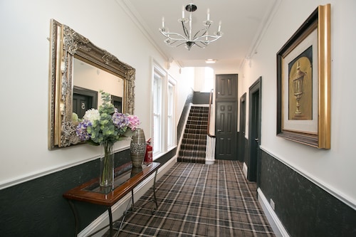 Grand Canal District Apartments