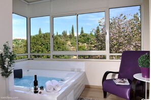 Bathroom amenities - Osnata Boutique Suites (Kfar Vradim)