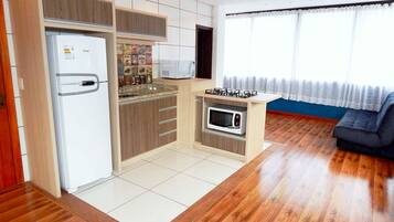 Standard Apartment, 1 Bedroom | Private kitchen | Fridge, microwave, stovetop, cookware/dishes/utensils