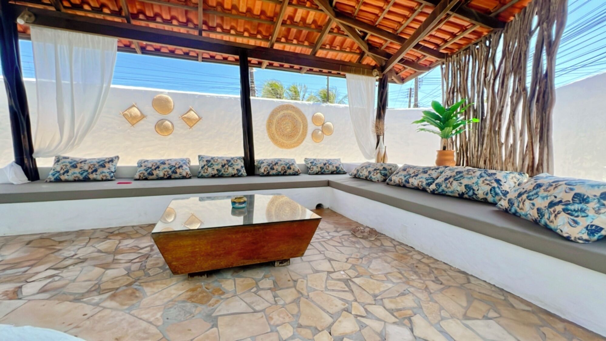 Televisión 50 pulgadas con canales de televisión vía satélite