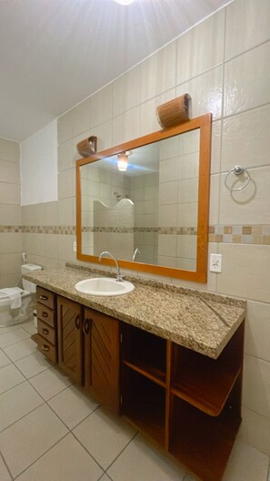 Chambre Quadruple Supérieure | Salle de bain
