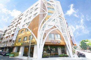 Front of property - Green Hotel - West District (Taichung)