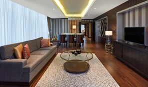 Presidential Suite With King Size Bed | View from room