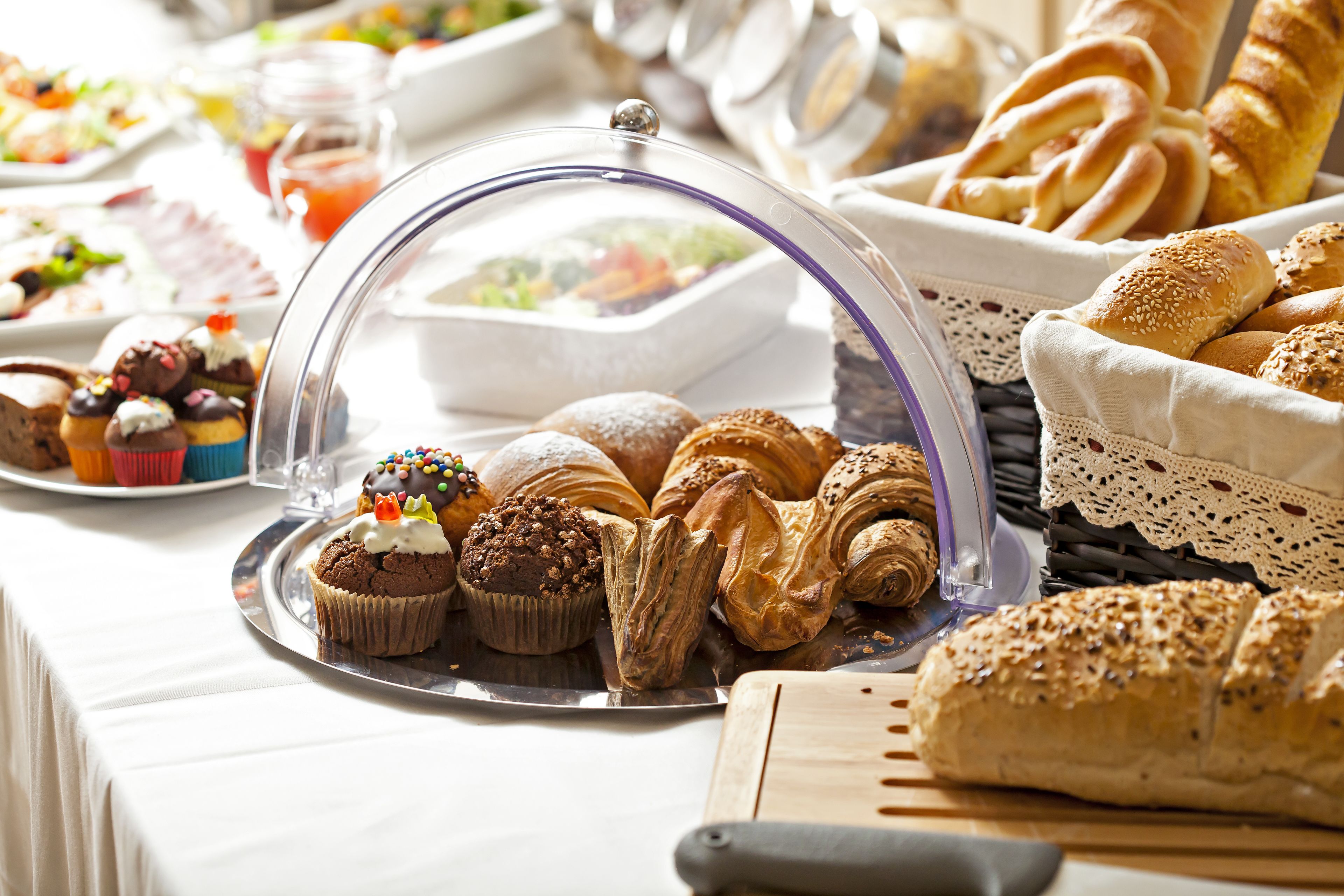 包含每日自助早餐