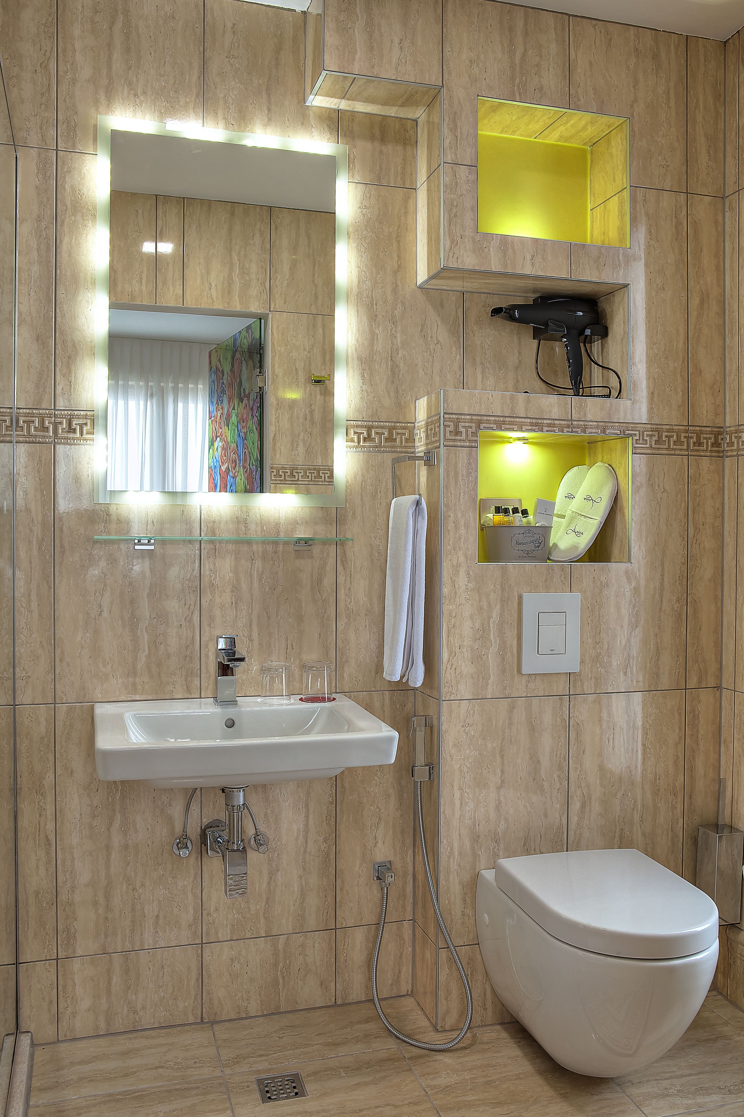 shower, free toiletries, hair dryer, slippers