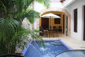 Utomhuspool