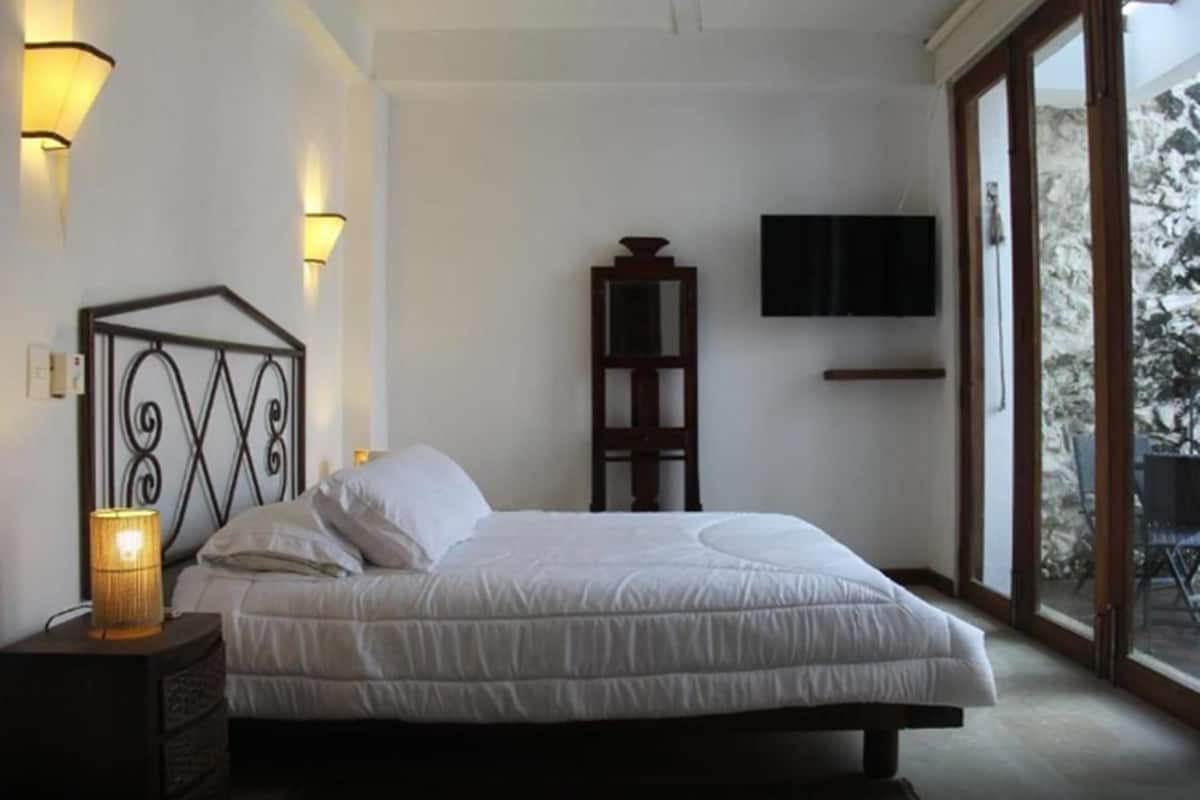 Superior Room (Suite Colombia) | Premium bedding, in-room safe, iron/ironing board, free WiFi
